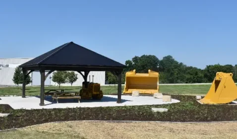 Caterpillar – Edwards Demonstration and Learning Center